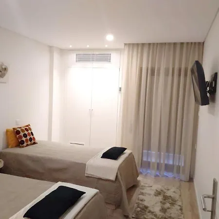 With 2 Bedrooms In With Wifi براغا