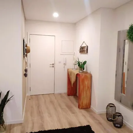 With 2 Bedrooms In With Wifi