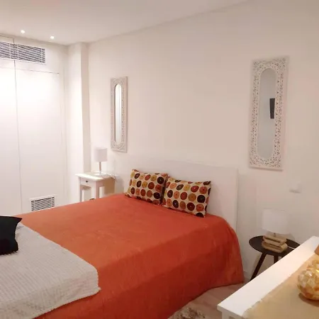 With 2 Bedrooms In With Wifi شقة