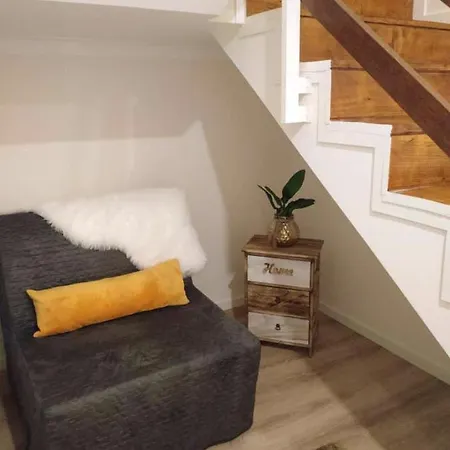 With 2 Bedrooms In With Wifi *