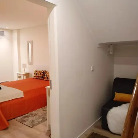 شقة With 2 Bedrooms In With Wifi